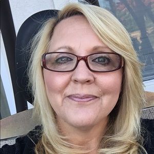 Meet your Posher, Cheryl